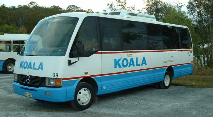 Koala Koaches Mercedes LO814 AB Denning Vario 38